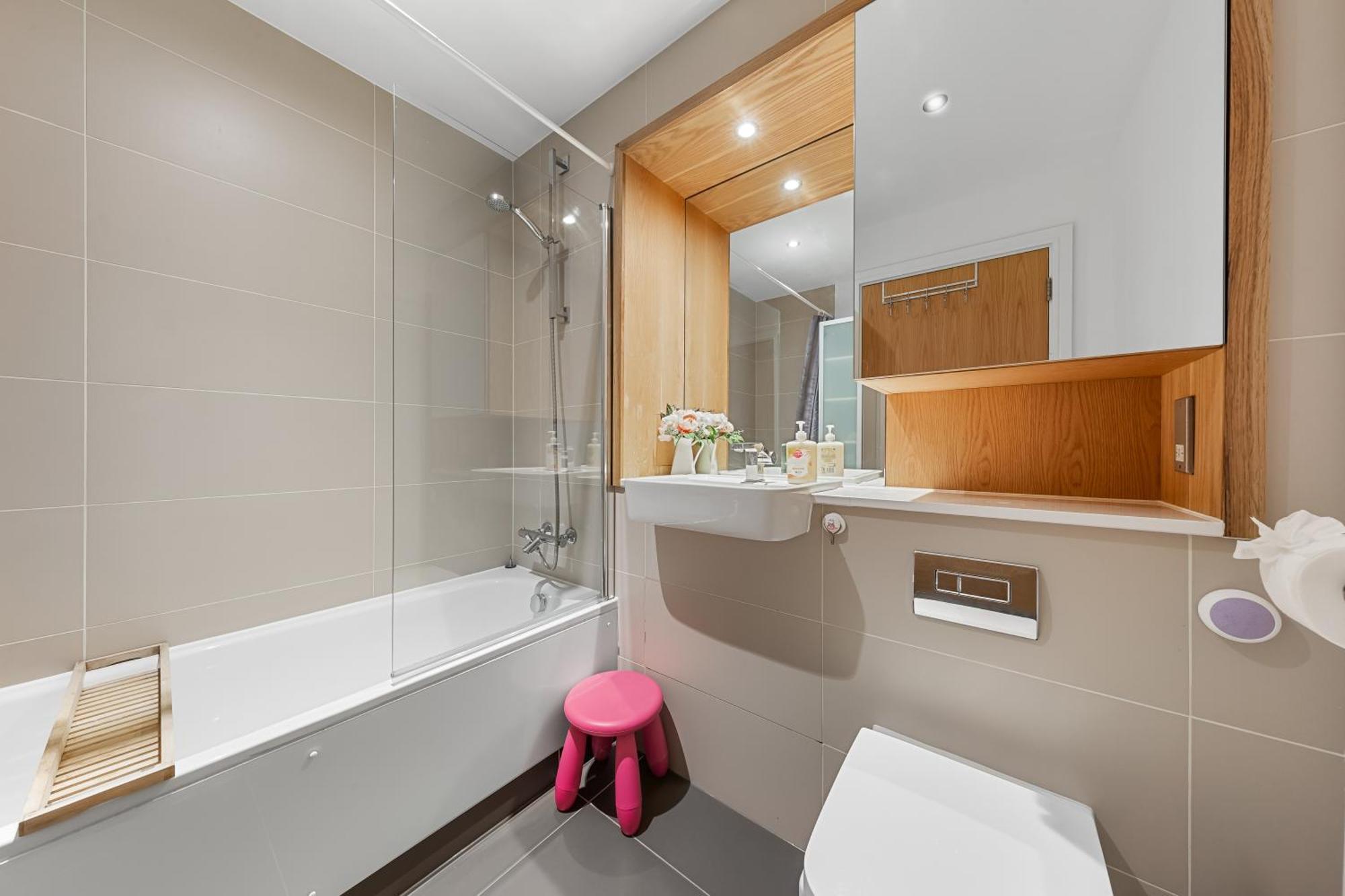 Trendy 2 Bed Flat In Greenwich With Car Parking London Exterior foto